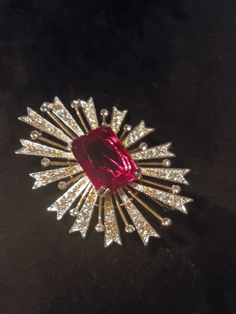 VTG KJL Ruby Red Starburst Brooch Atomic Rhinestone Statement Pin
